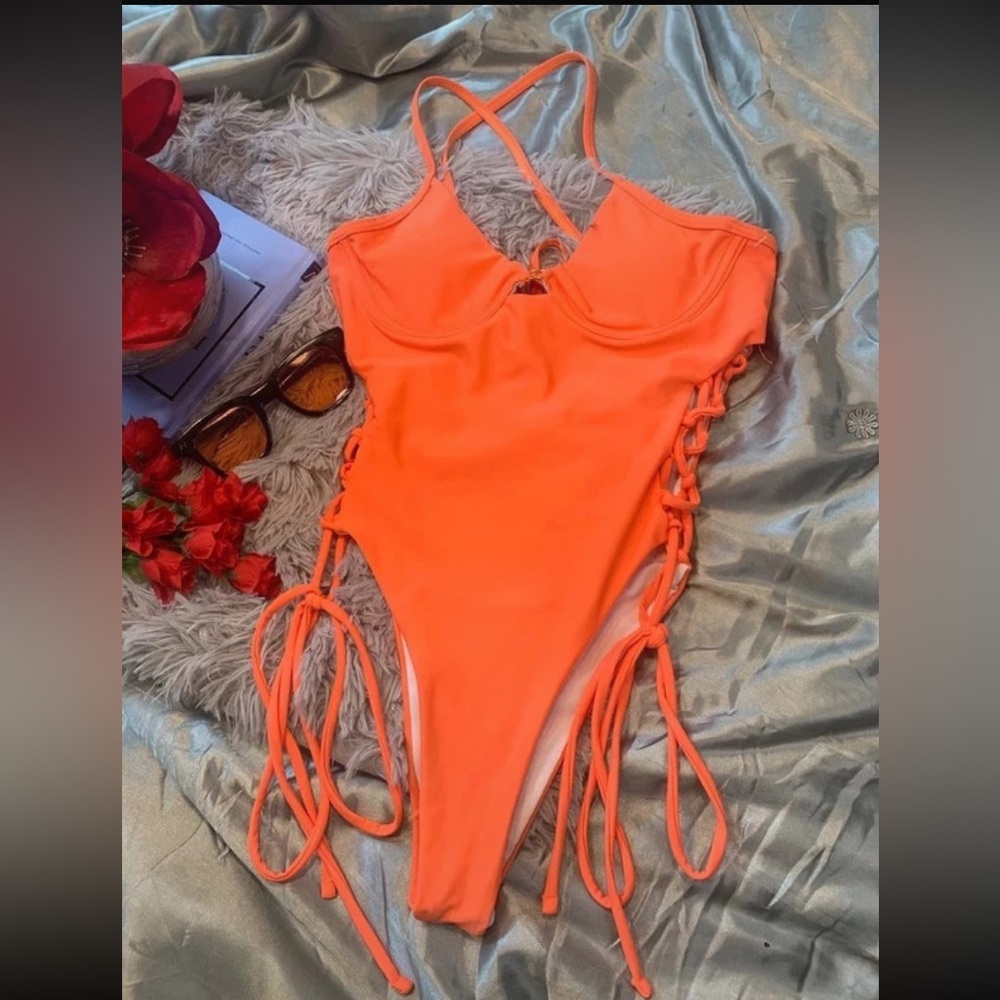 🌹SHEIN• Neon Orange One-Piece Swimsuit with Side Lace-Up